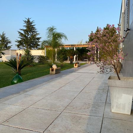B&B Italia Carmiano  Extérieur photo